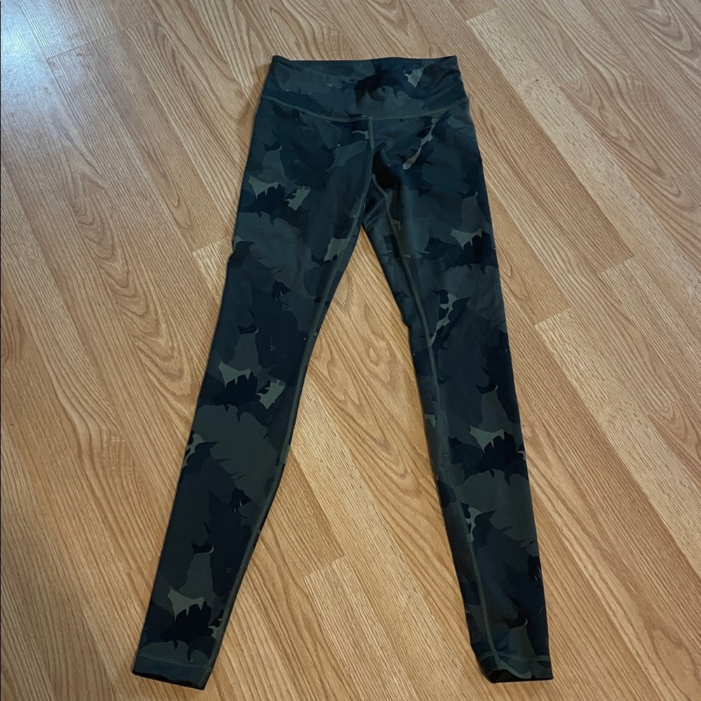 Lululemon Camouflage Print Leggings